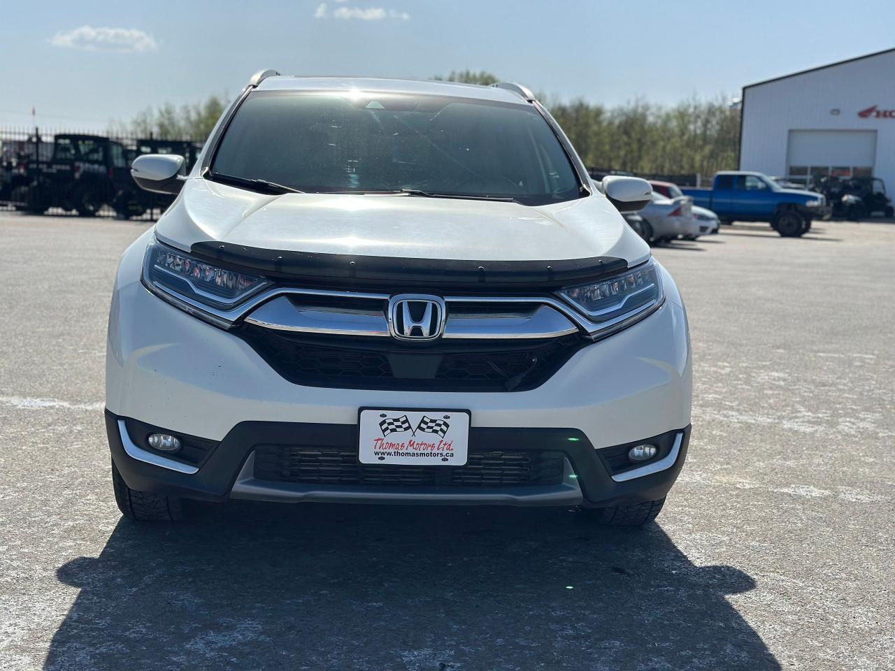 2017 Honda CR-V Touring Photo1