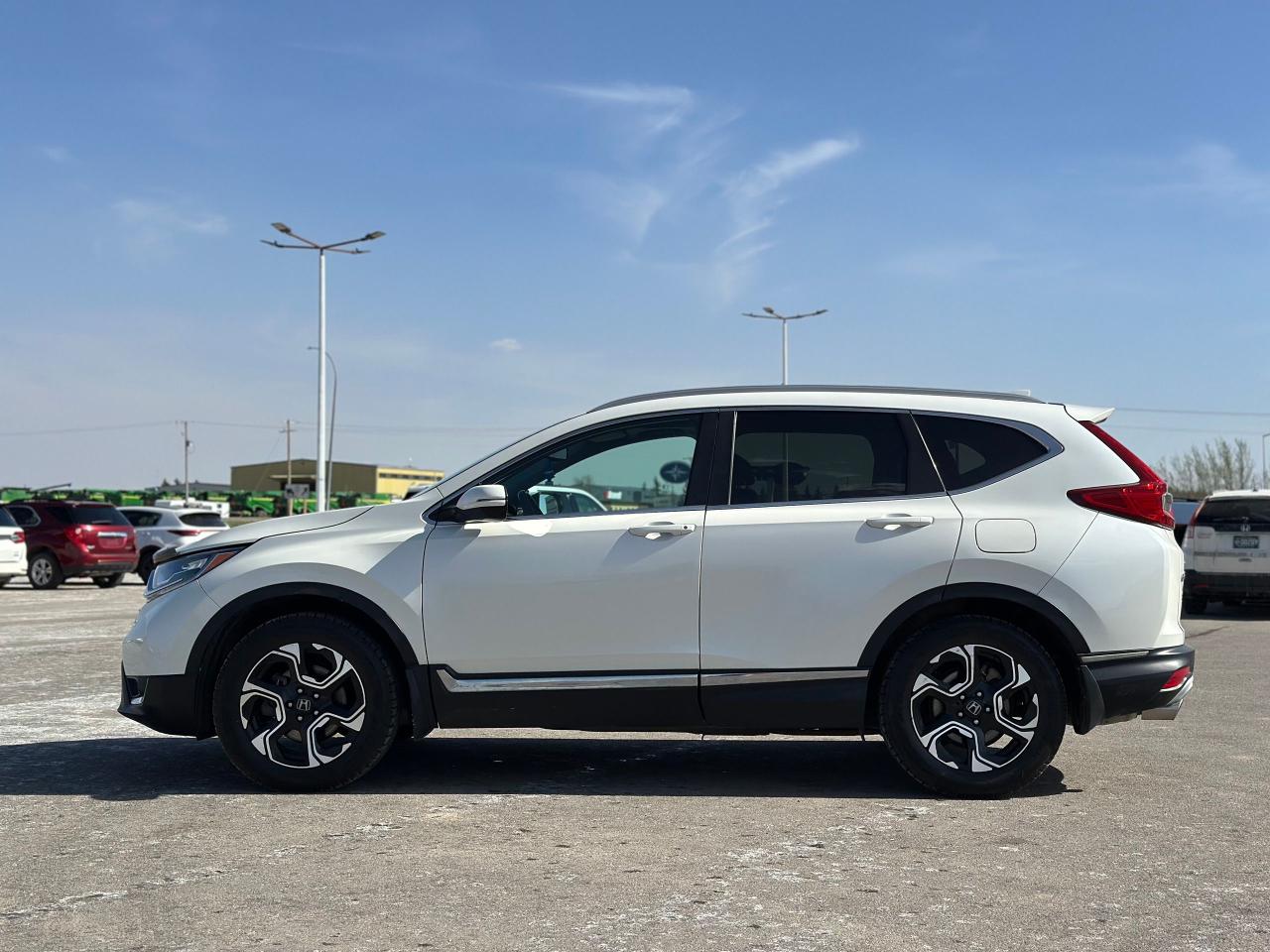 2017 Honda CR-V Touring Photo