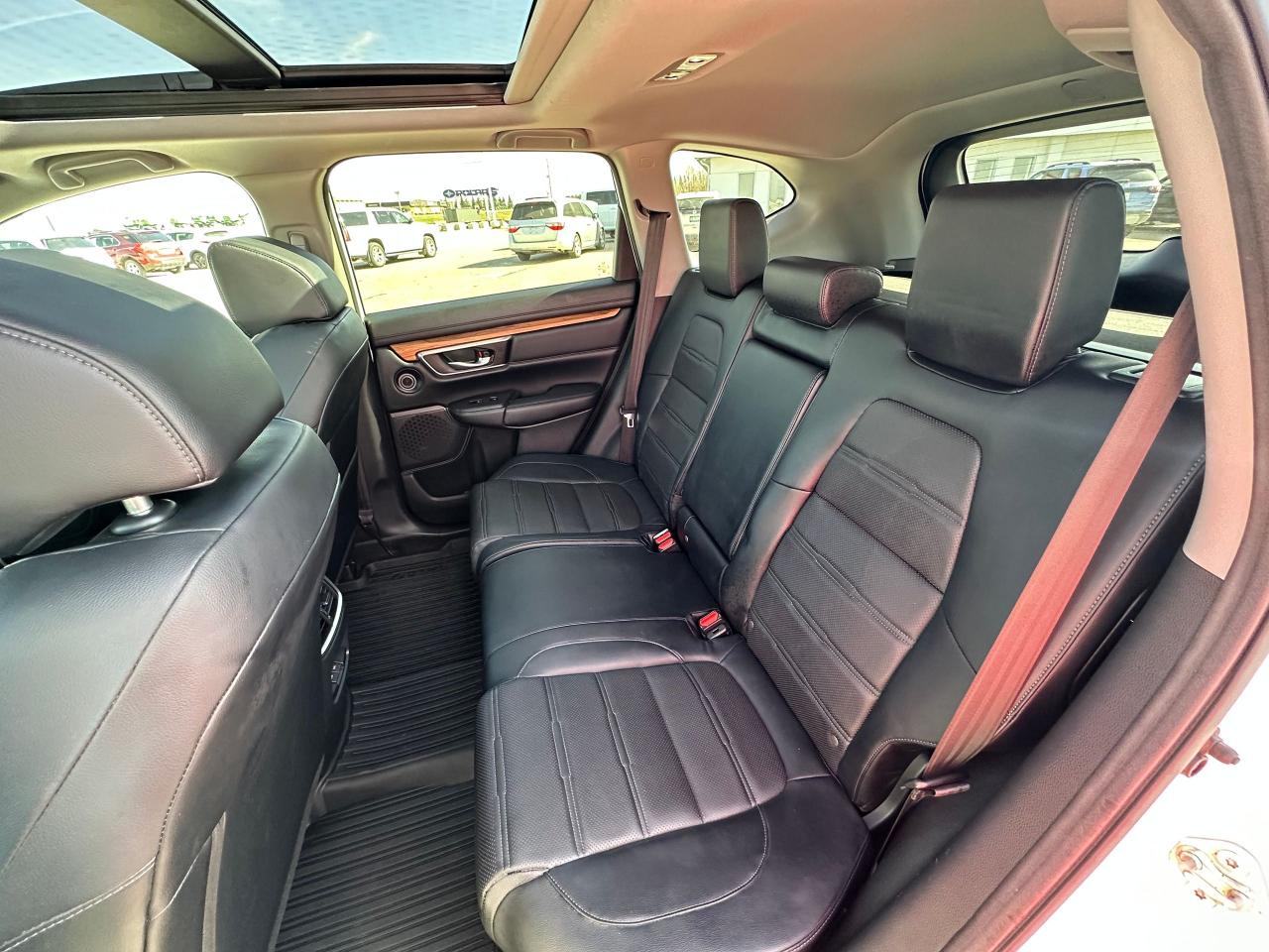 2017 Honda CR-V Touring Photo