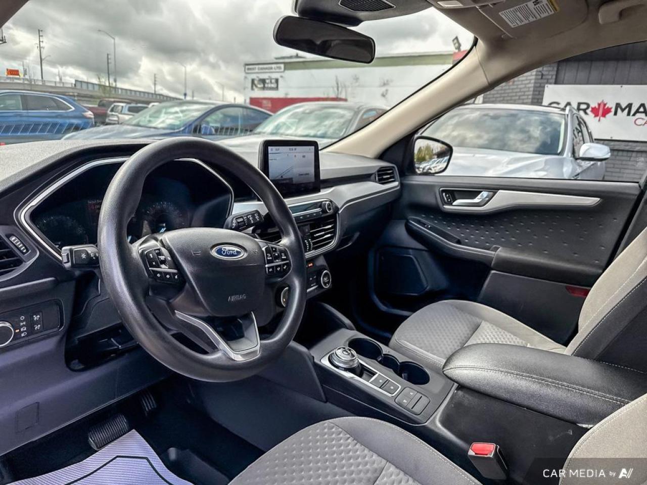 2020 Ford Escape SEL / AWD / NAV / HTD SEATS / ALLOYS - Photo #8