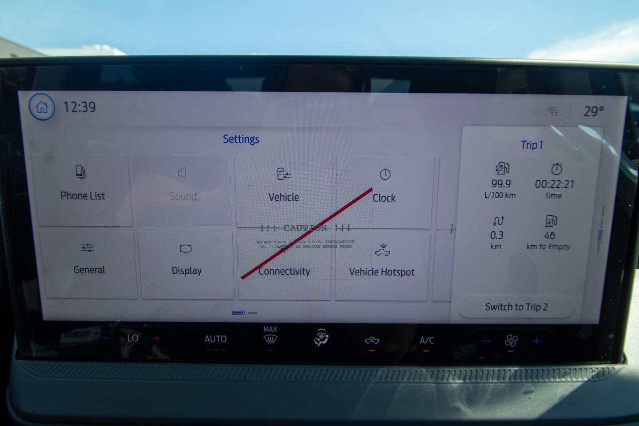 2025 Ford Maverick LOBO STANDARD AWD SUPERCREW Photo5