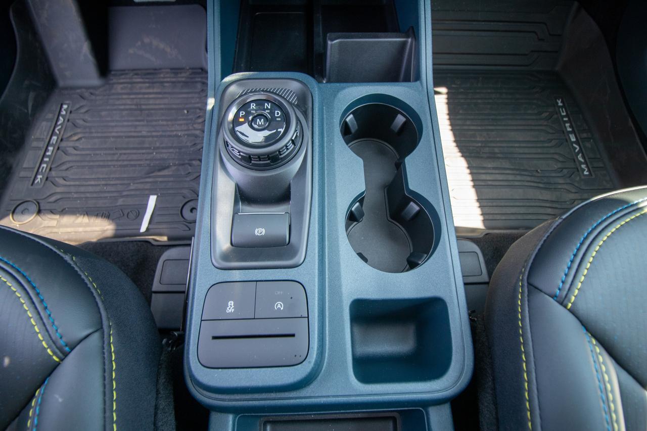 2025 Ford Maverick LOBO STANDARD AWD SUPERCREW Photo5