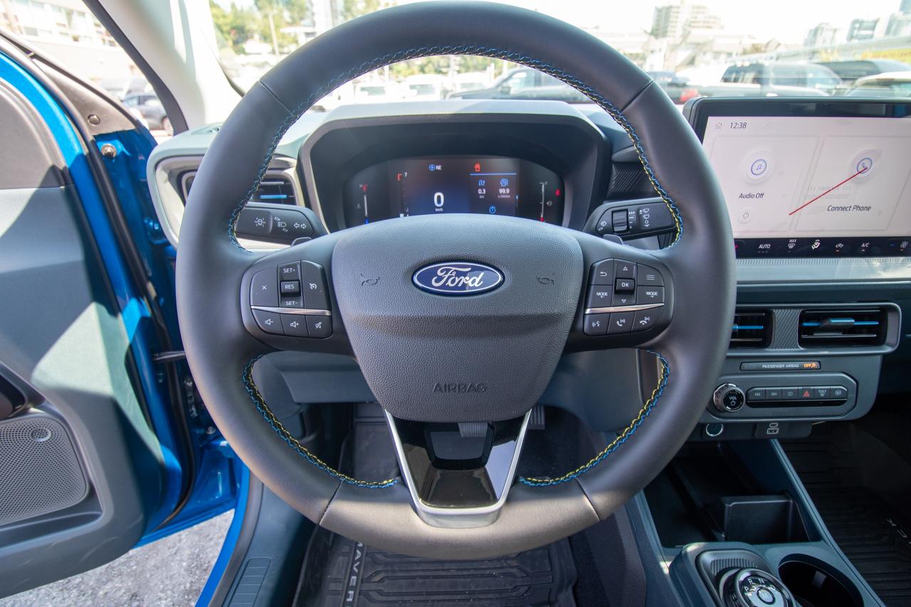 2025 Ford Maverick LOBO STANDARD AWD SUPERCREW Photo5