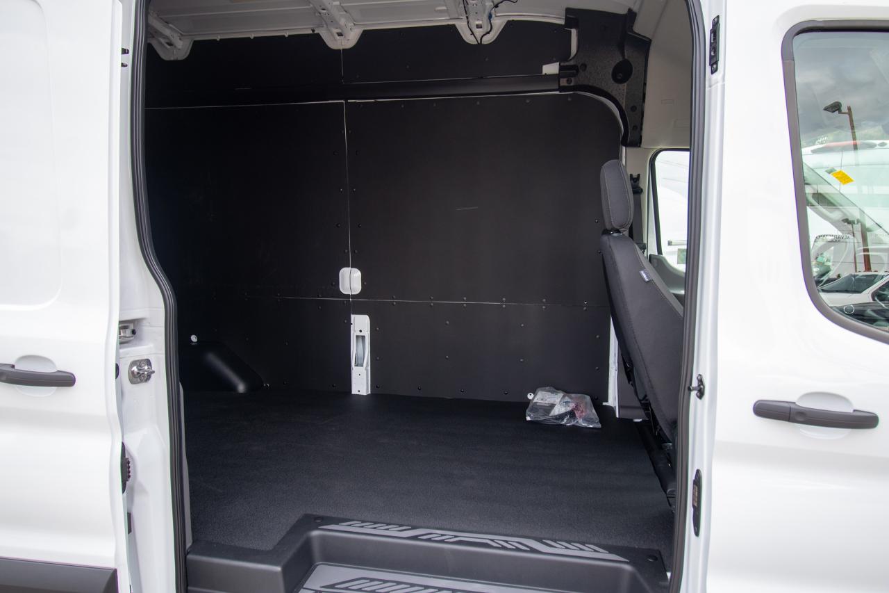 2025 Ford E-Transit Cargo Van T-350 148" EL HI RF 9500 GVWR RWD Photo5