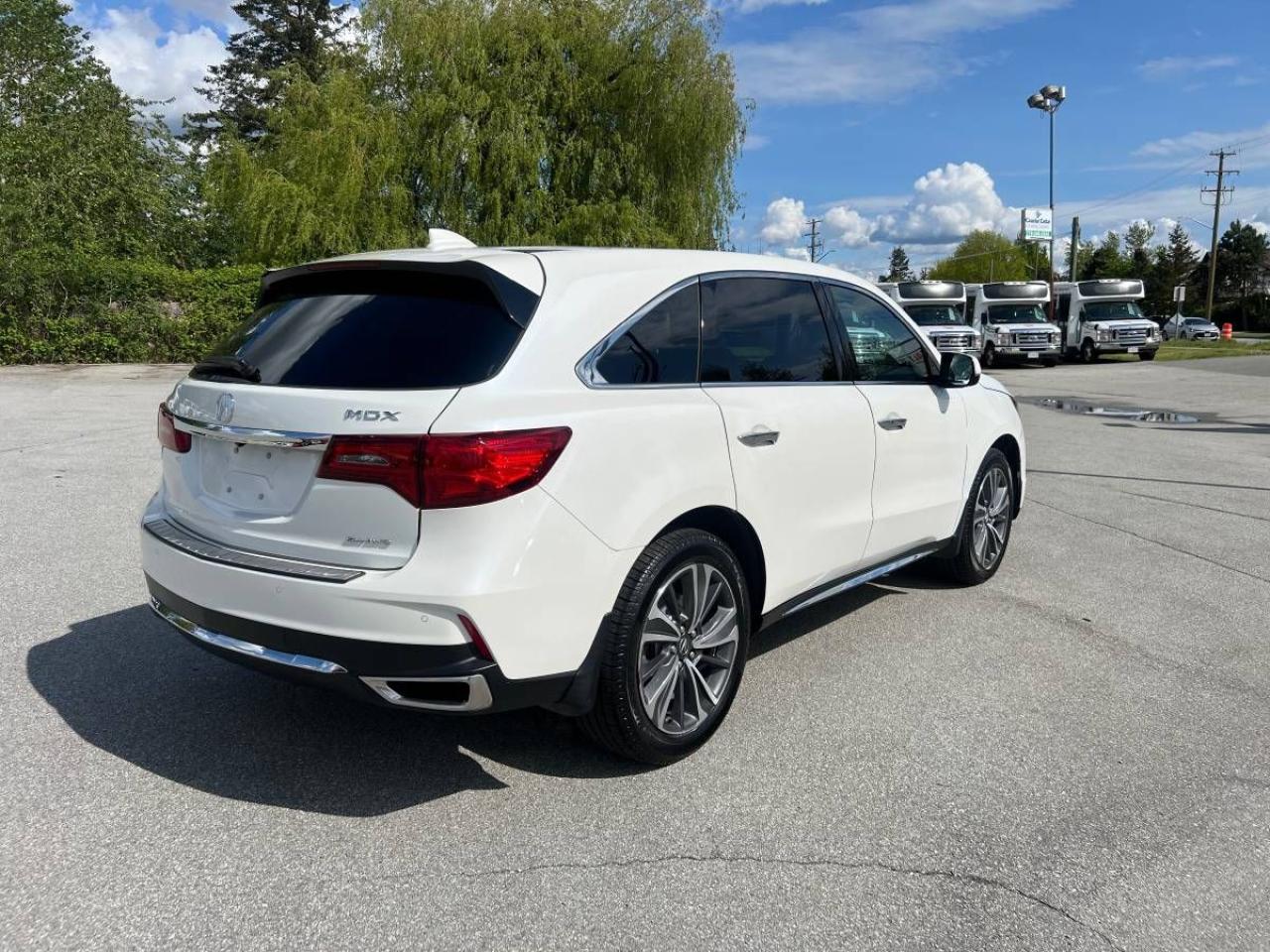 2019 Acura MDX Tech SH-AWD - Photo #9