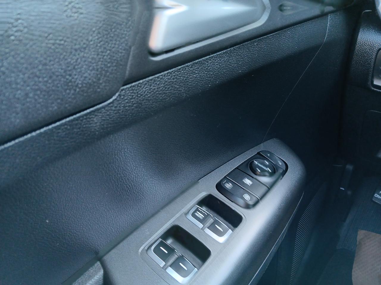 2021 Kia Sportage LX AWD, Htd Seats, BU Cam - Photo #20