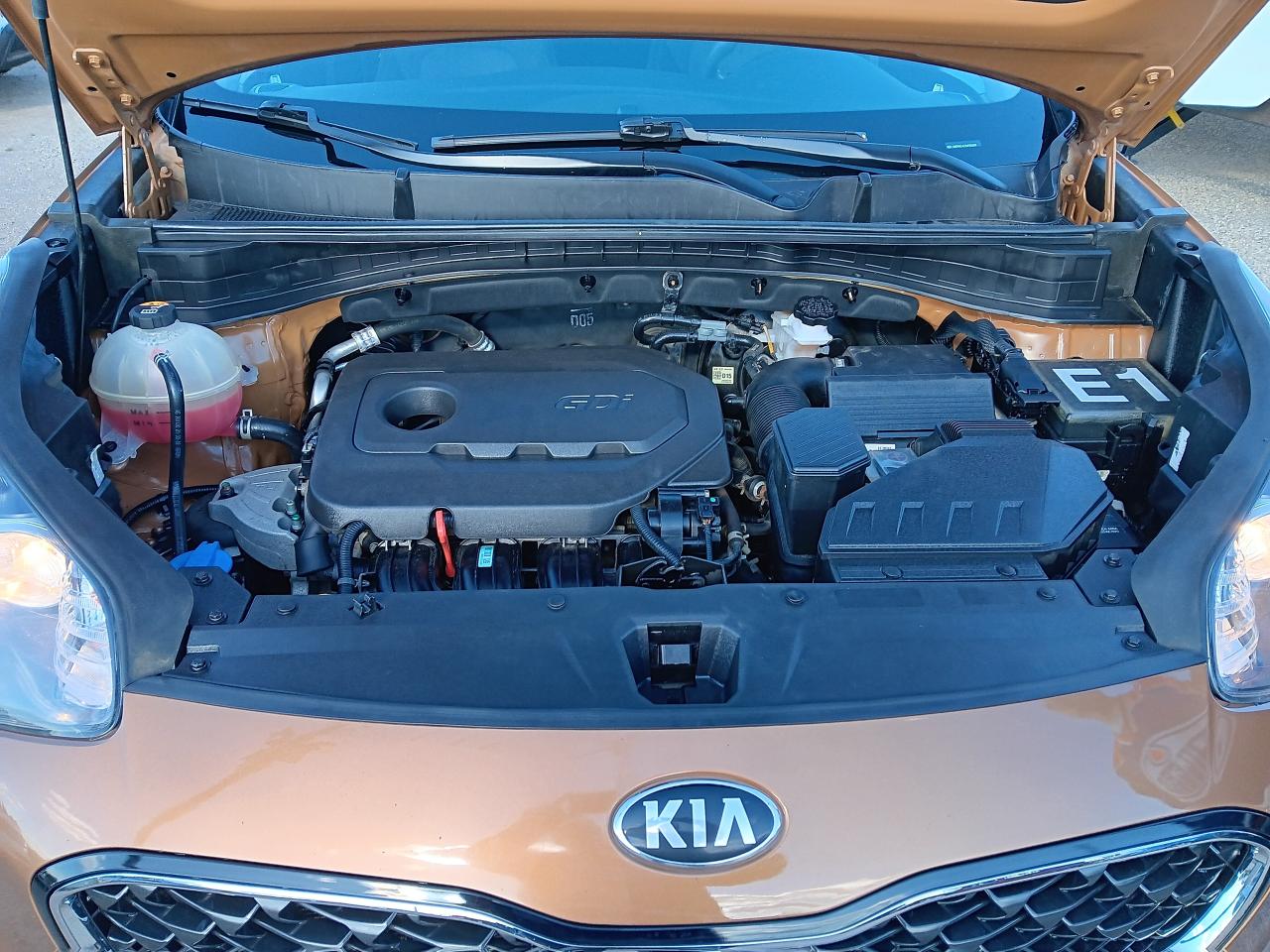 2021 Kia Sportage LX AWD, Htd Seats, BU Cam - Photo #5