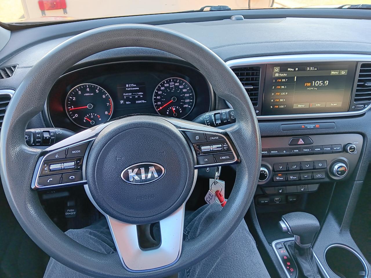 2021 Kia Sportage LX AWD, Htd Seats, BU Cam - Photo #11
