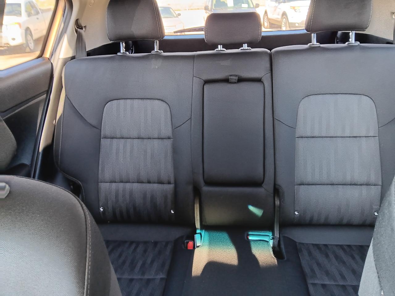 2021 Kia Sportage LX AWD, Htd Seats, BU Cam - Photo #15