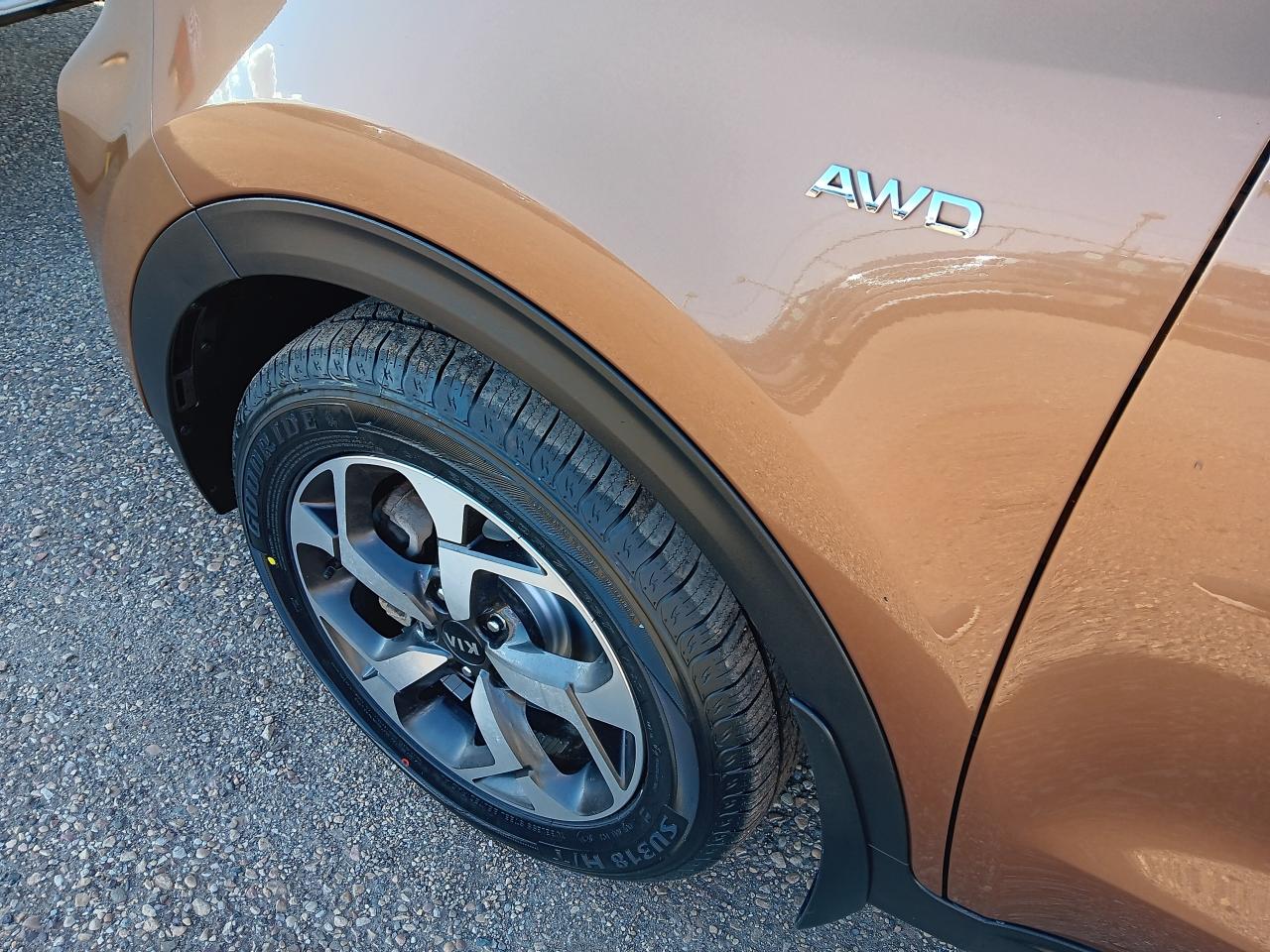 2021 Kia Sportage LX AWD, Htd Seats, BU Cam - Photo #8