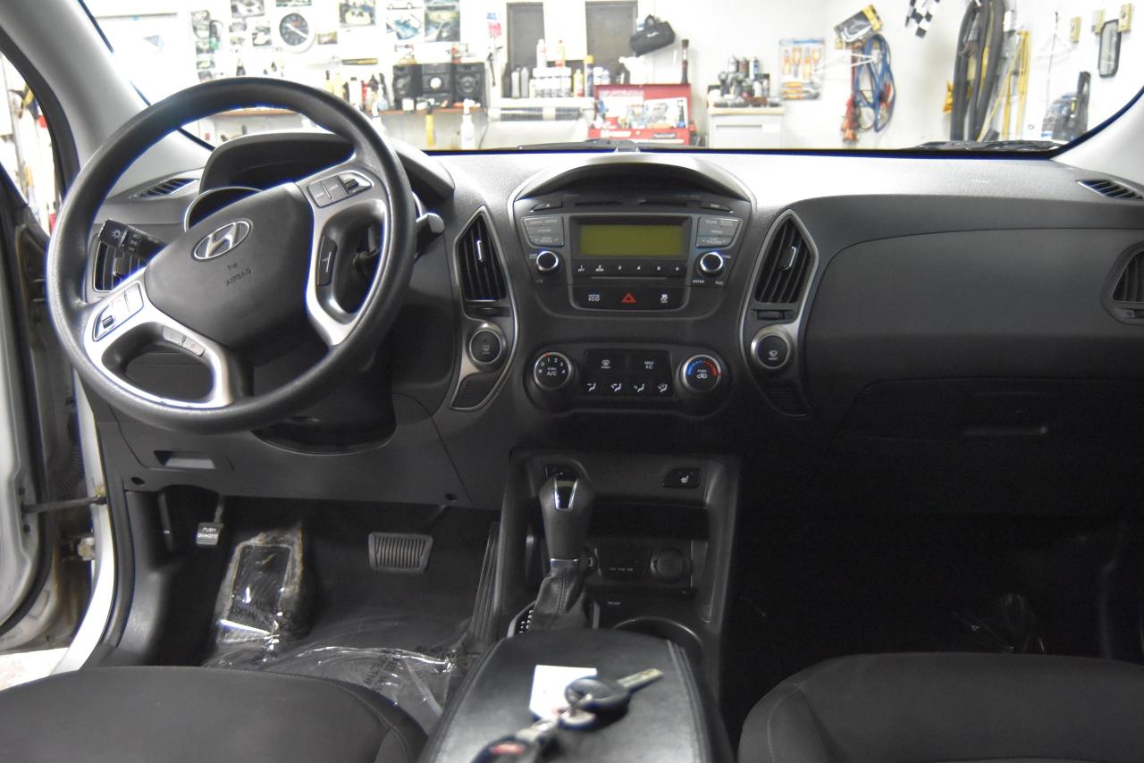 2014 Hyundai Tucson GL - Photo #14