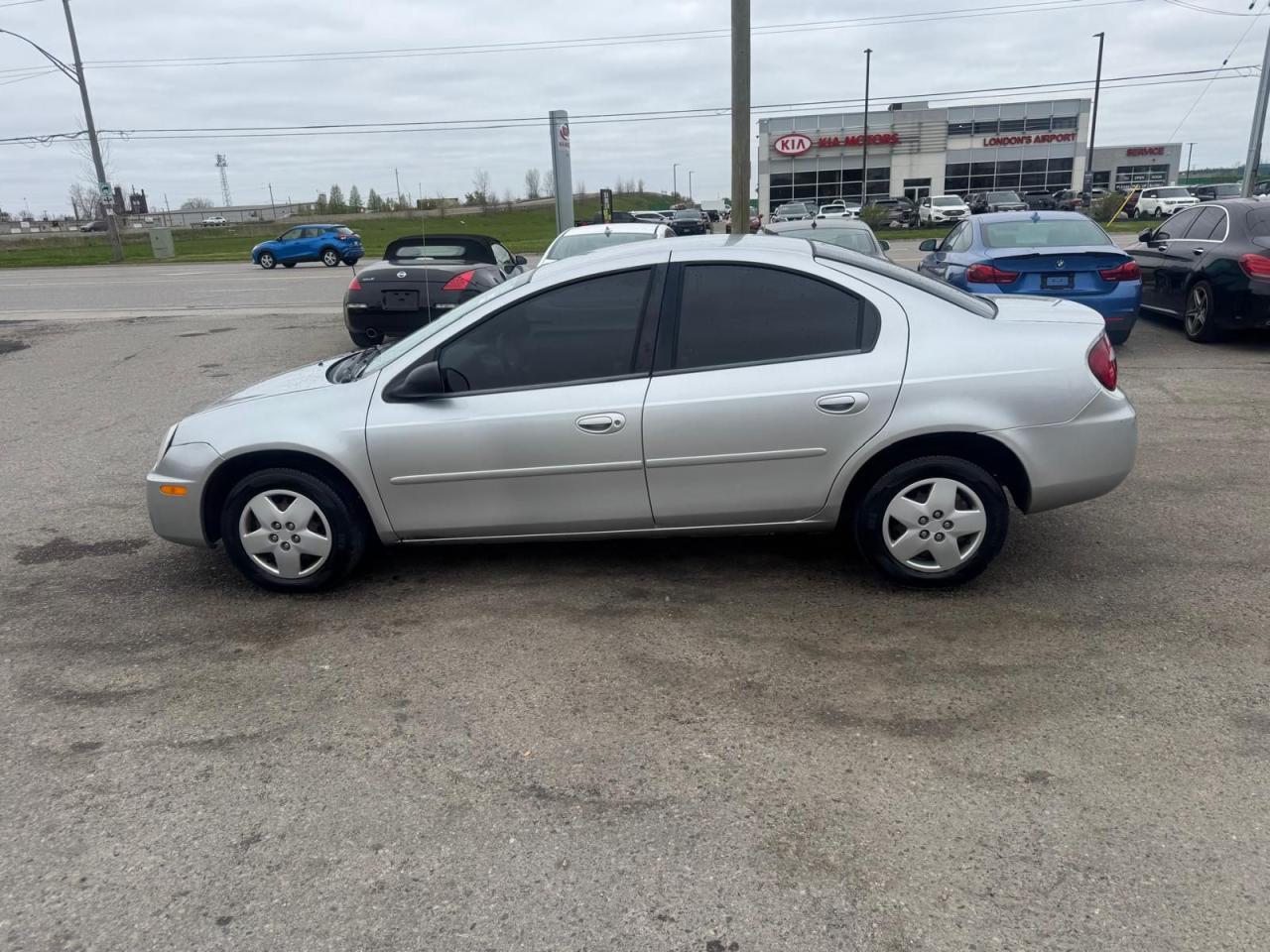 2004 Dodge SX 2.0 Base - Photo #2