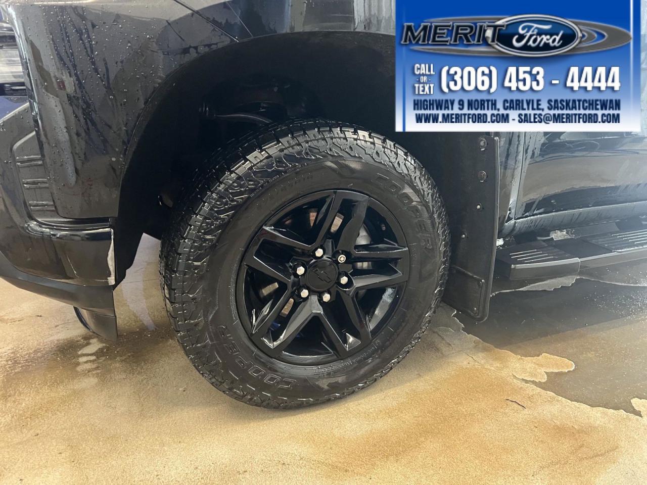 2019 Chevrolet Silverado 1500 RST Photo3