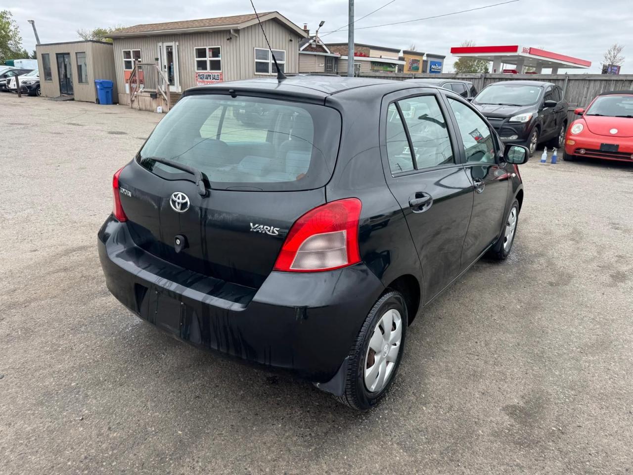 2007 Toyota Yaris LE - Photo #5