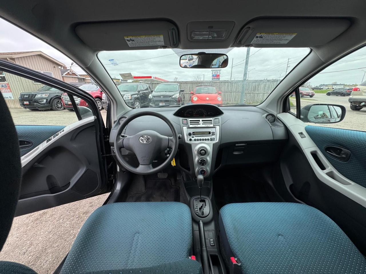 2007 Toyota Yaris LE - Photo #14