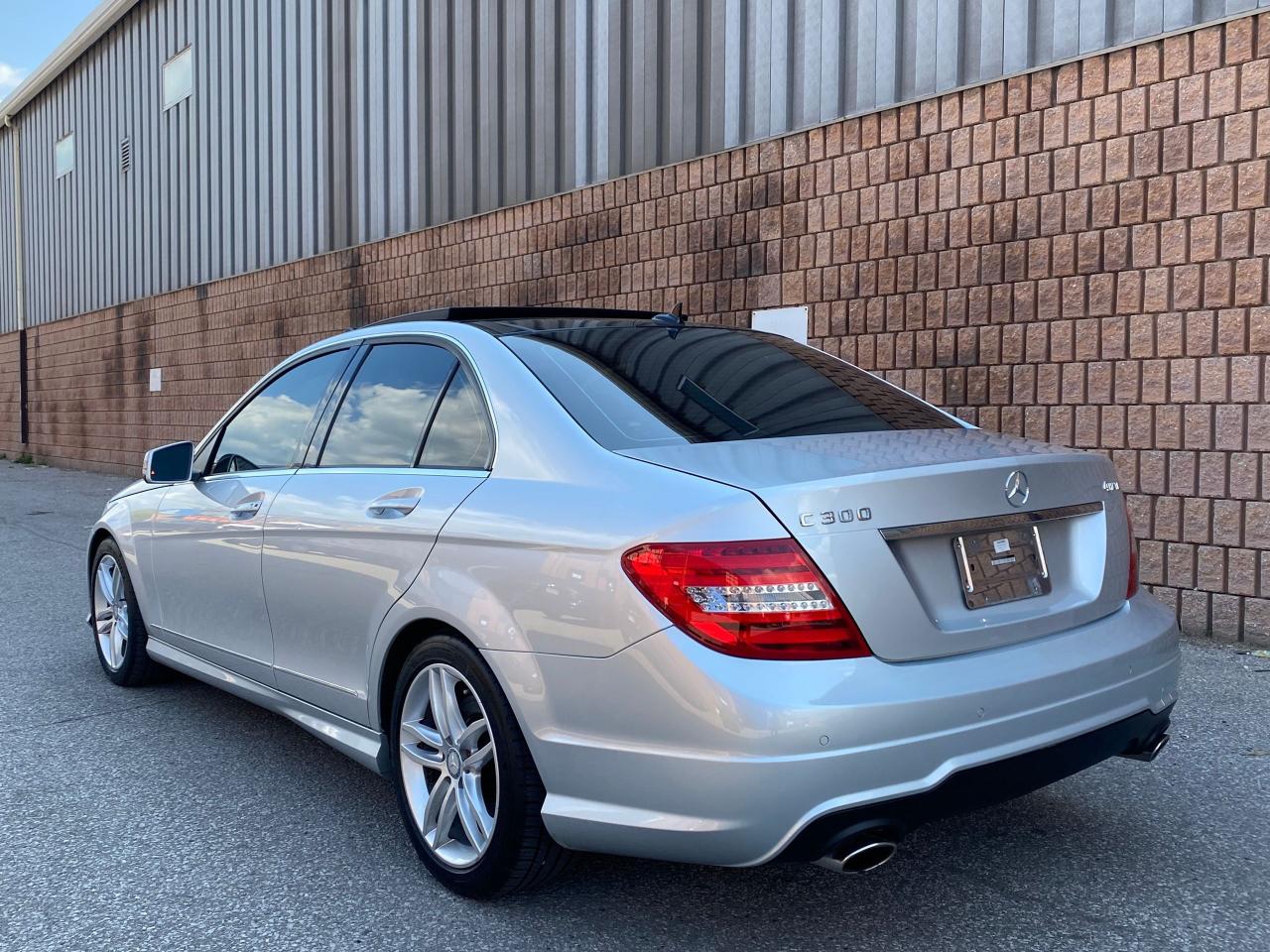 2014 Mercedes-Benz C-Class C300 4MATIC-AMG-SPORT-NAVI-CAMERA-PANO ROOF - Photo #7