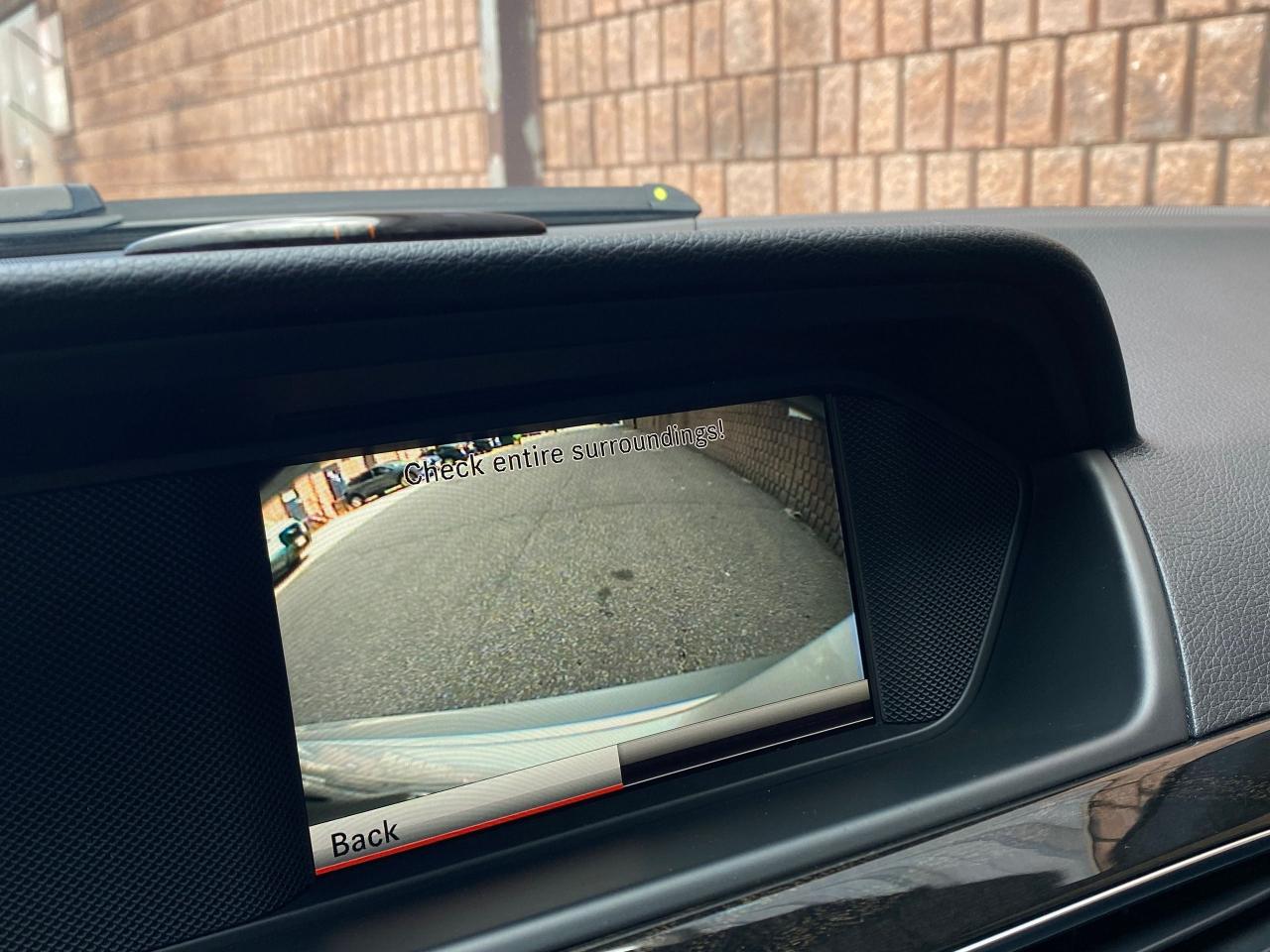 2014 Mercedes-Benz C-Class C300 4MATIC-AMG-SPORT-NAVI-CAMERA-PANO ROOF - Photo #26