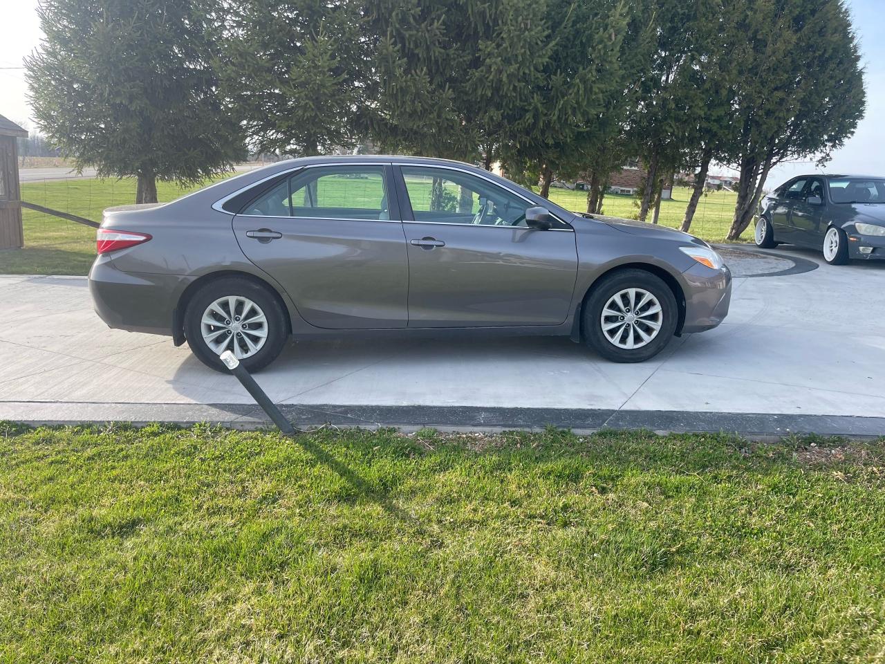 2017 Toyota Camry LE - Photo #7