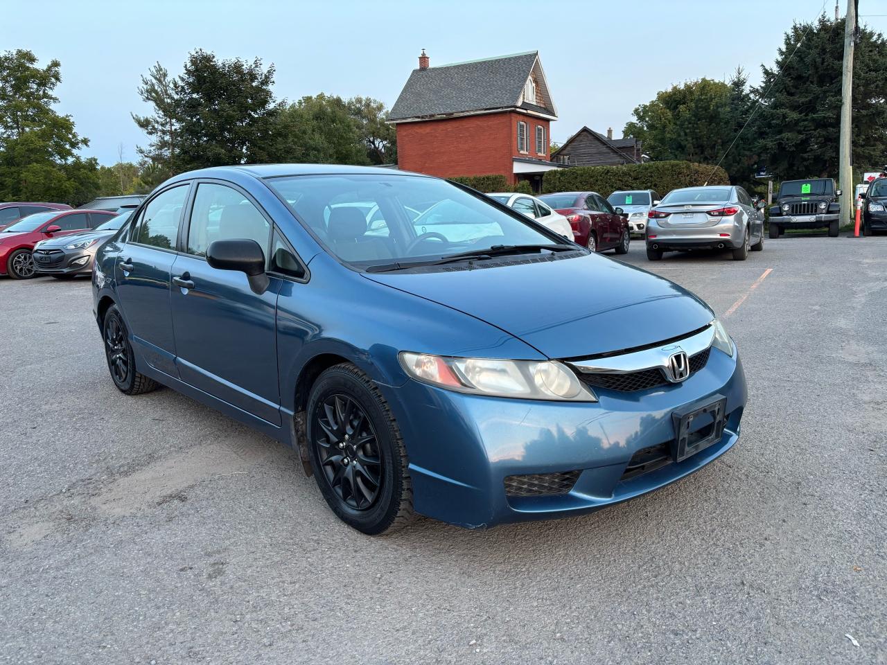 Used 2010 Honda Civic DX-G for sale in Gloucester, ON
