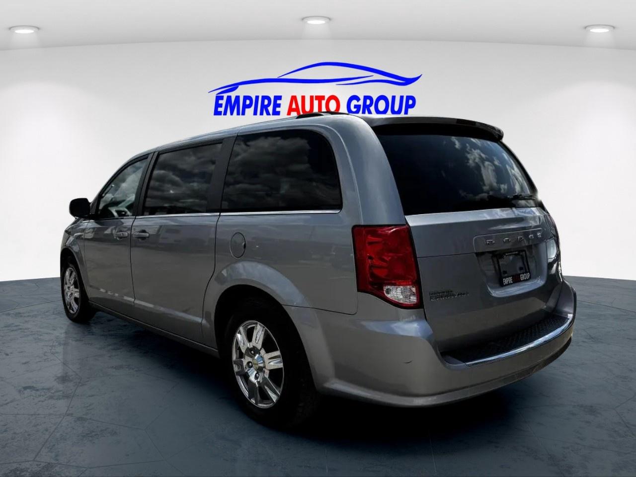 2019 Dodge Grand Caravan SXT Photo4