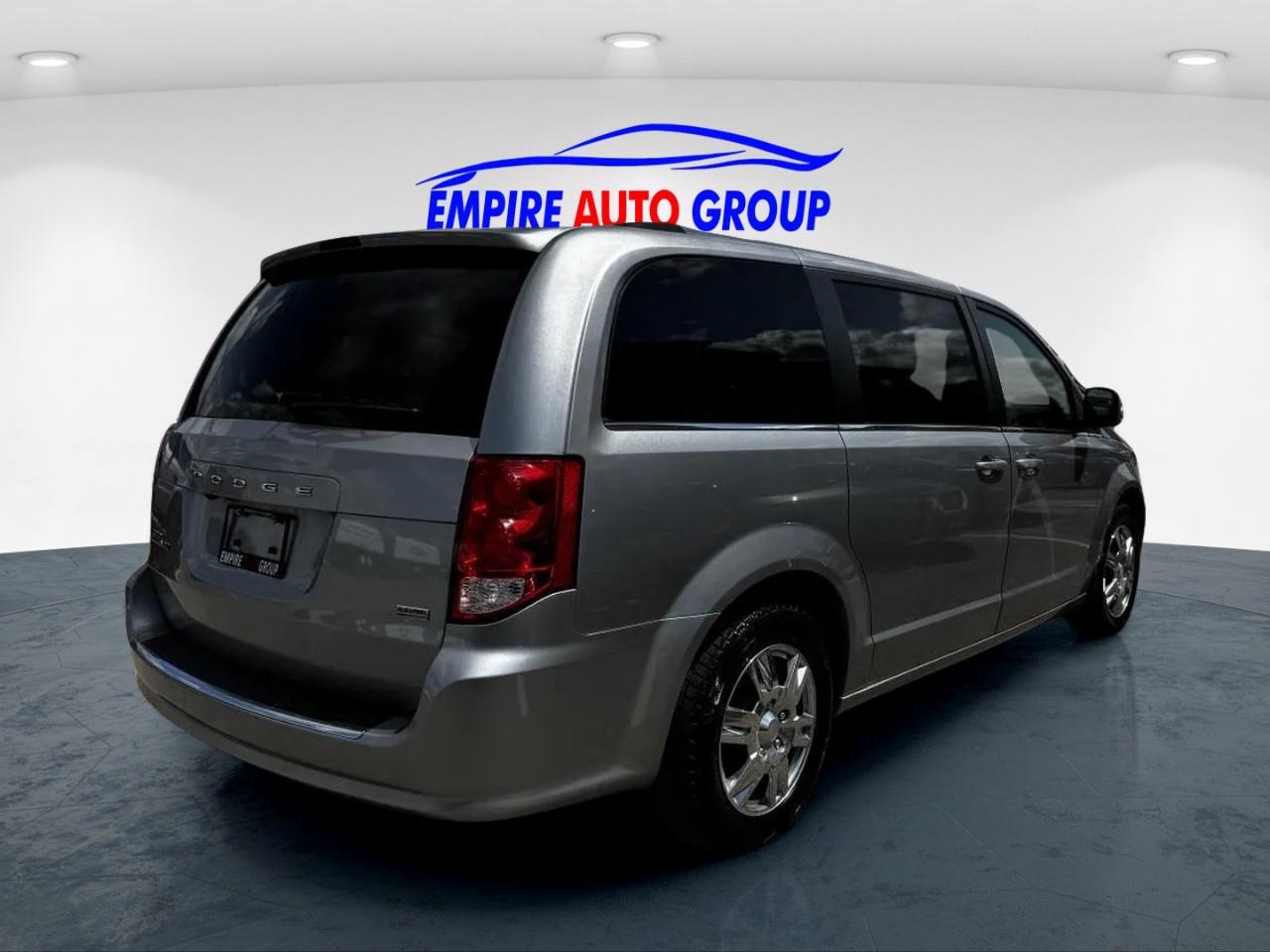 2019 Dodge Grand Caravan SXT Photo