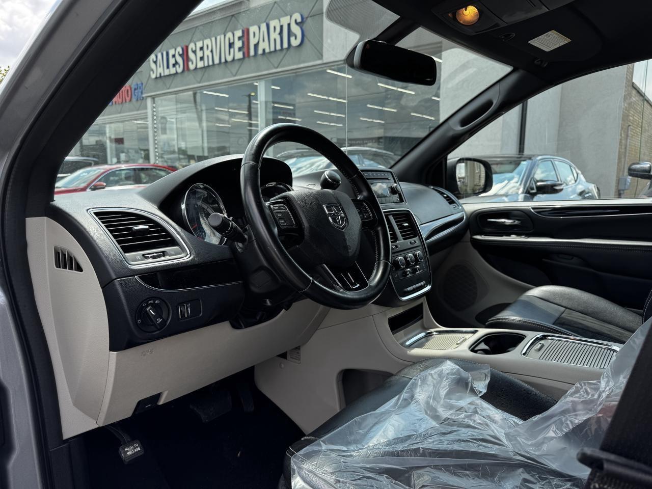 2019 Dodge Grand Caravan SXT Photo