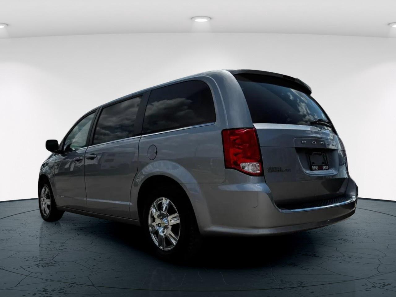2019 Dodge Grand Caravan SXT Photo