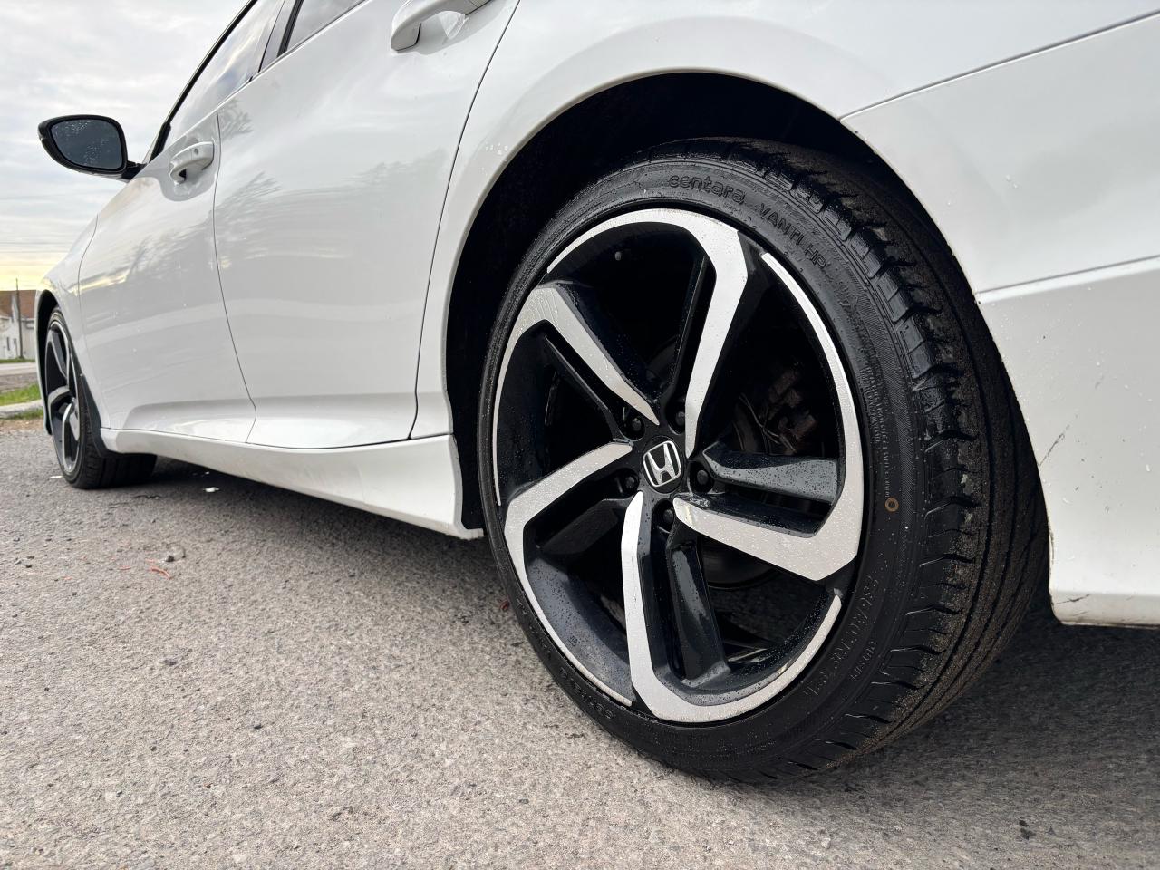 2018 Honda Accord Sport - Photo #5
