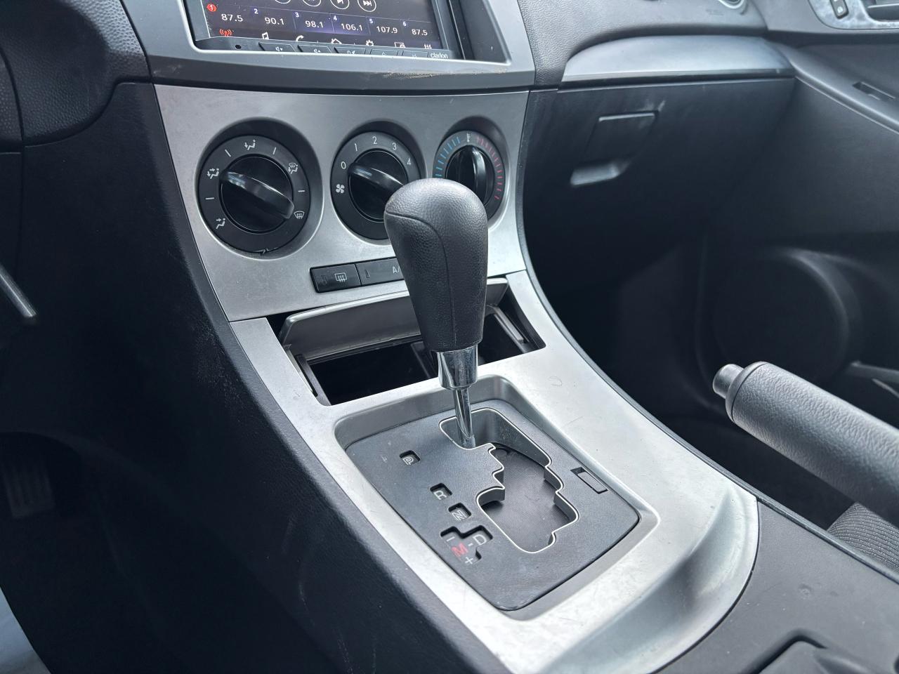2011 Mazda MAZDA3 GX - Photo #14