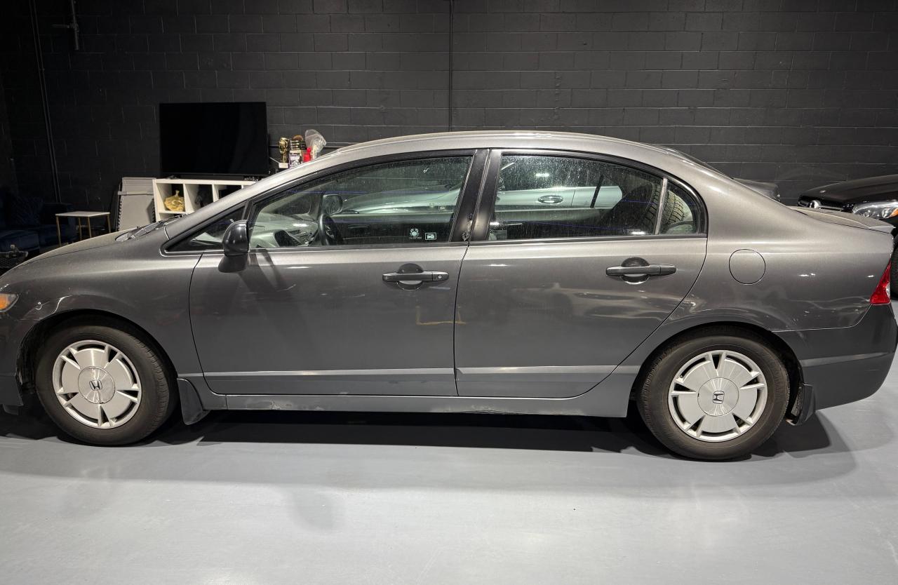 2011 Honda Civic DX-G - Photo #8