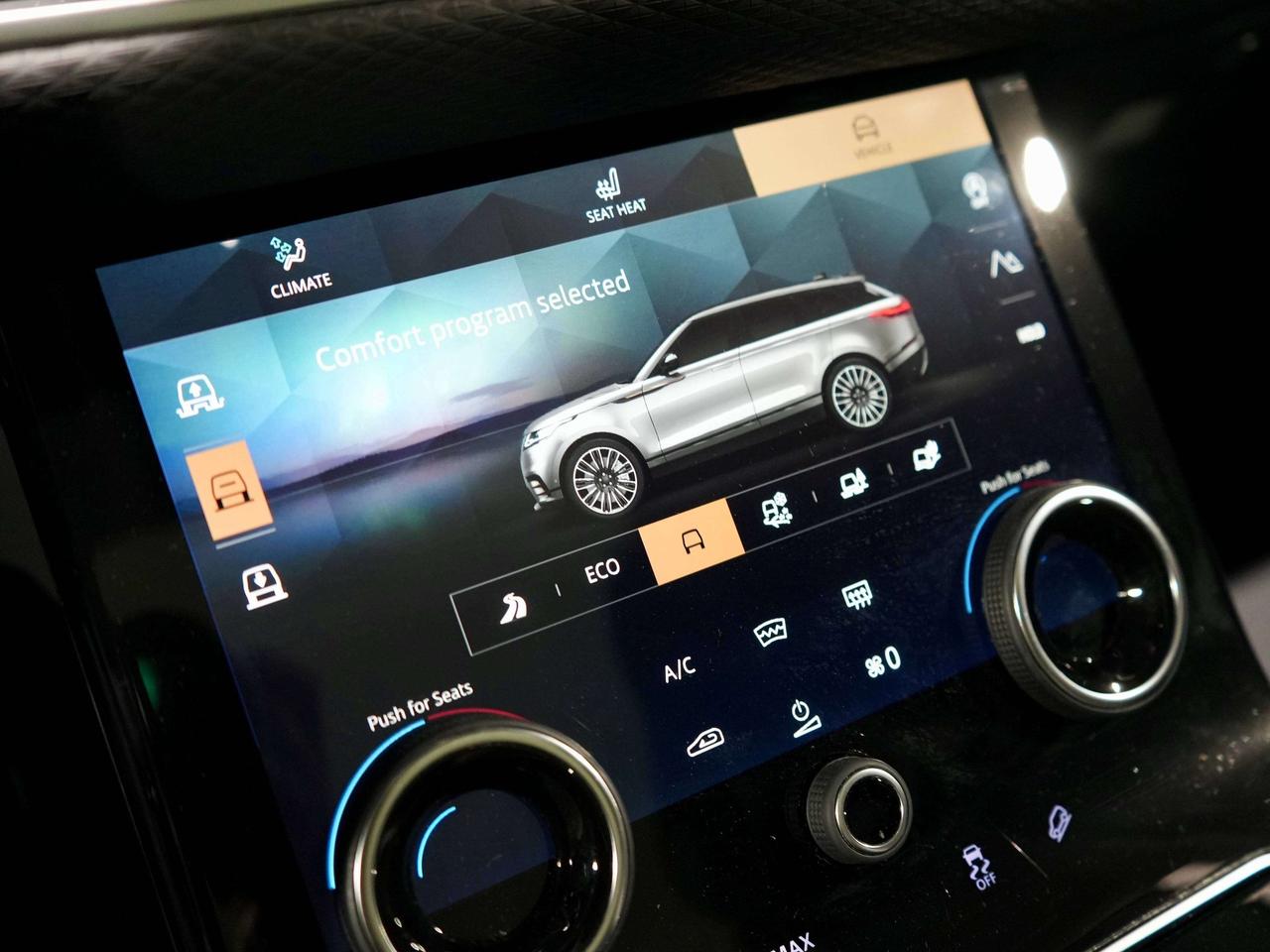 2021 Land Rover Range Rover Velar P340 S| PANO|MERIDIAN|360CAM| DRIVE ASSIST|CARPLAY Photo