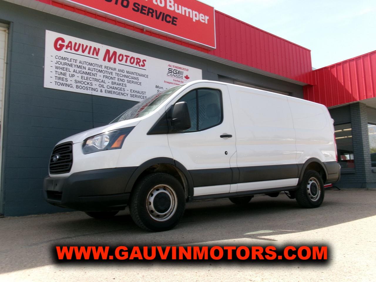 Used 2018 Ford Transit VAN T250 9000 GVWR Well-Equipped, Inspected & Serviced for sale in Swift Current, SK