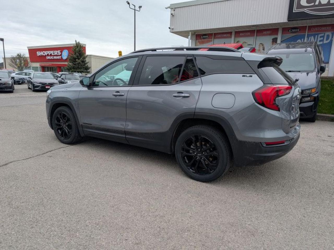 2021 GMC Terrain SLE Elevation Edition  **LOW KMS** Photo2