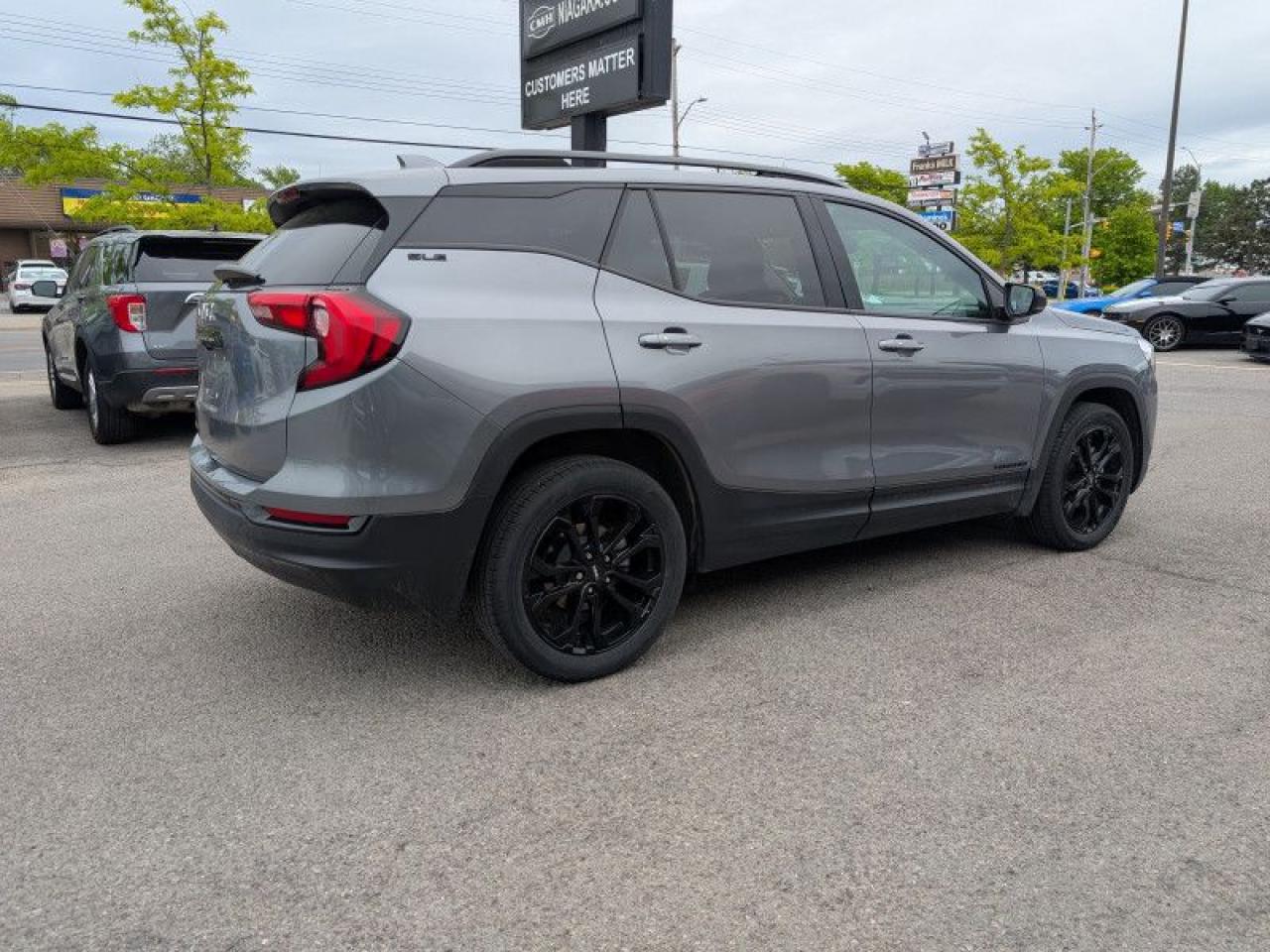 2021 GMC Terrain SLE Elevation Edition  **LOW KMS** Photo4