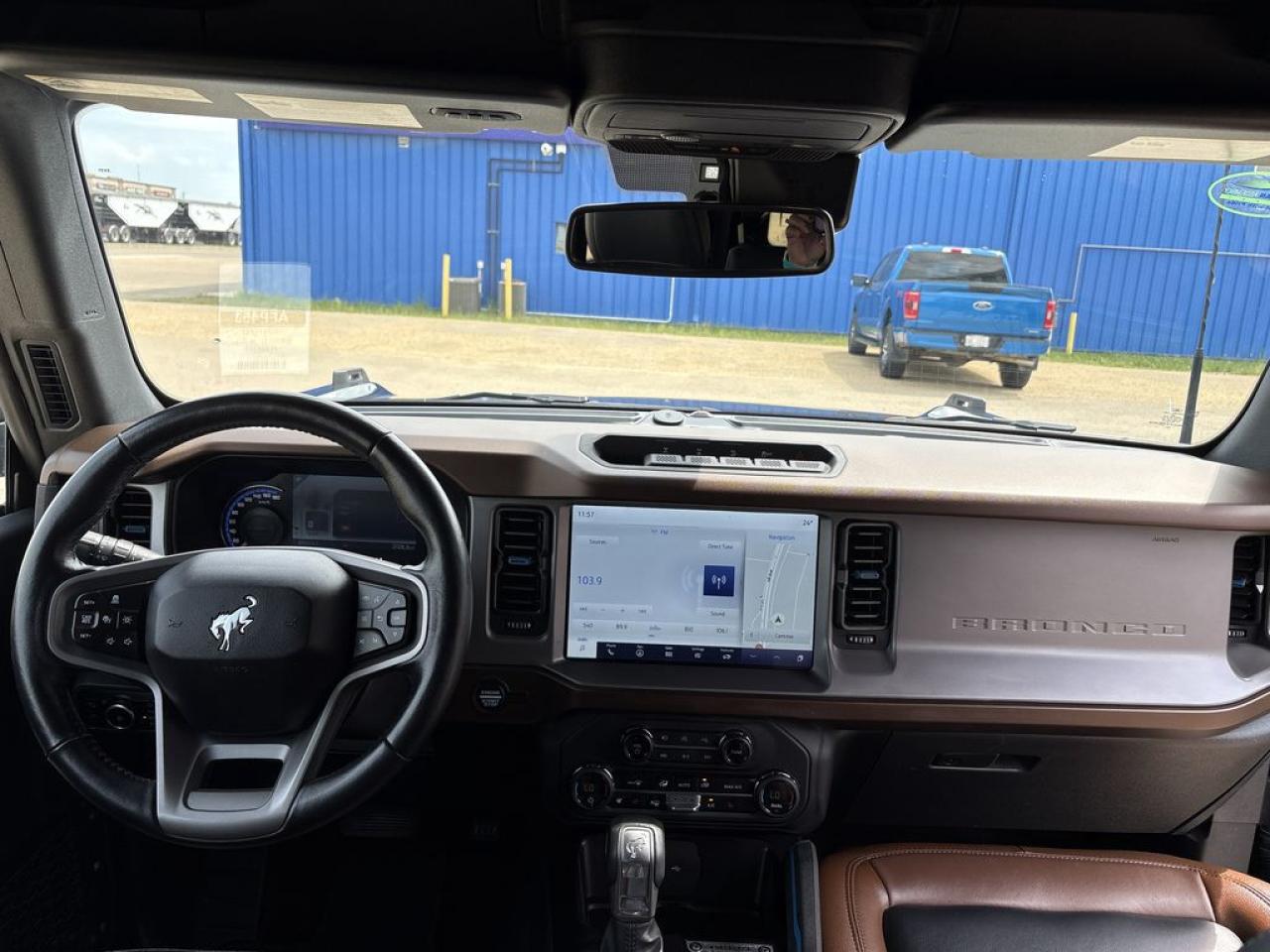 2023 Ford Bronco Outer Banks Photo5