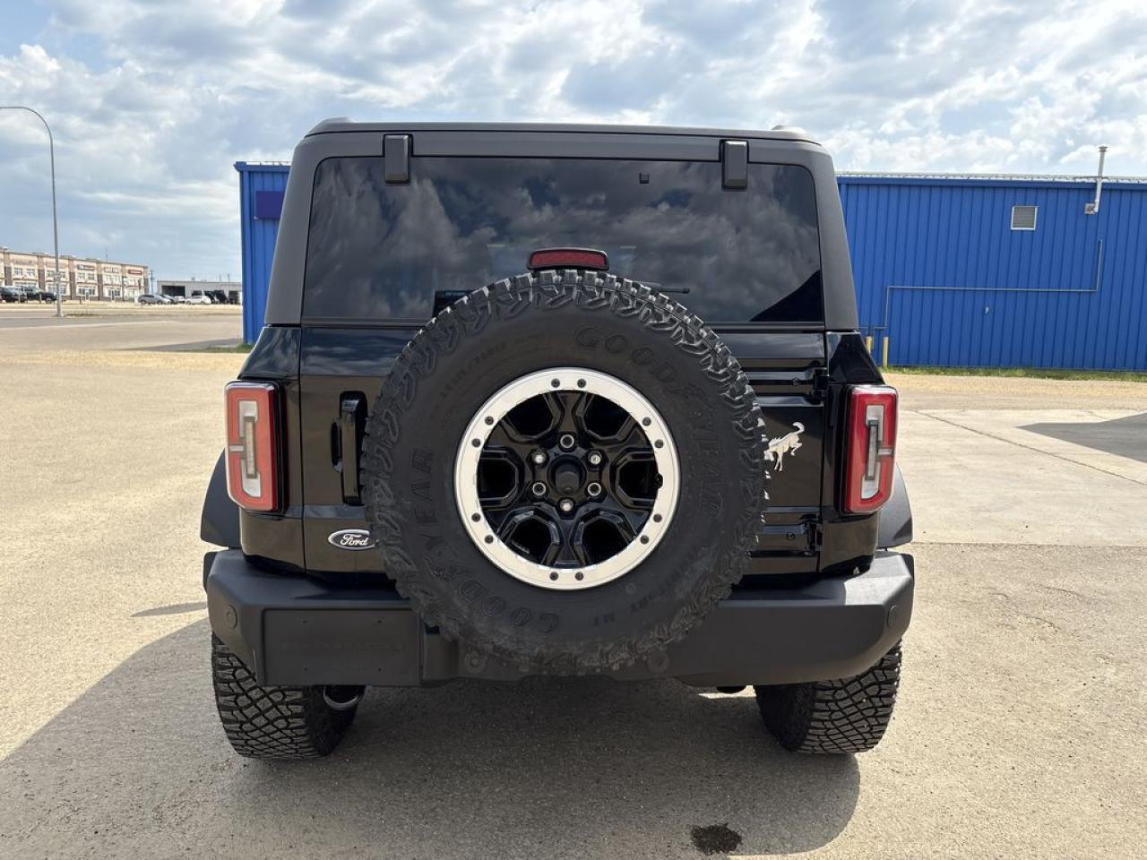 2023 Ford Bronco Outer Banks Photo5