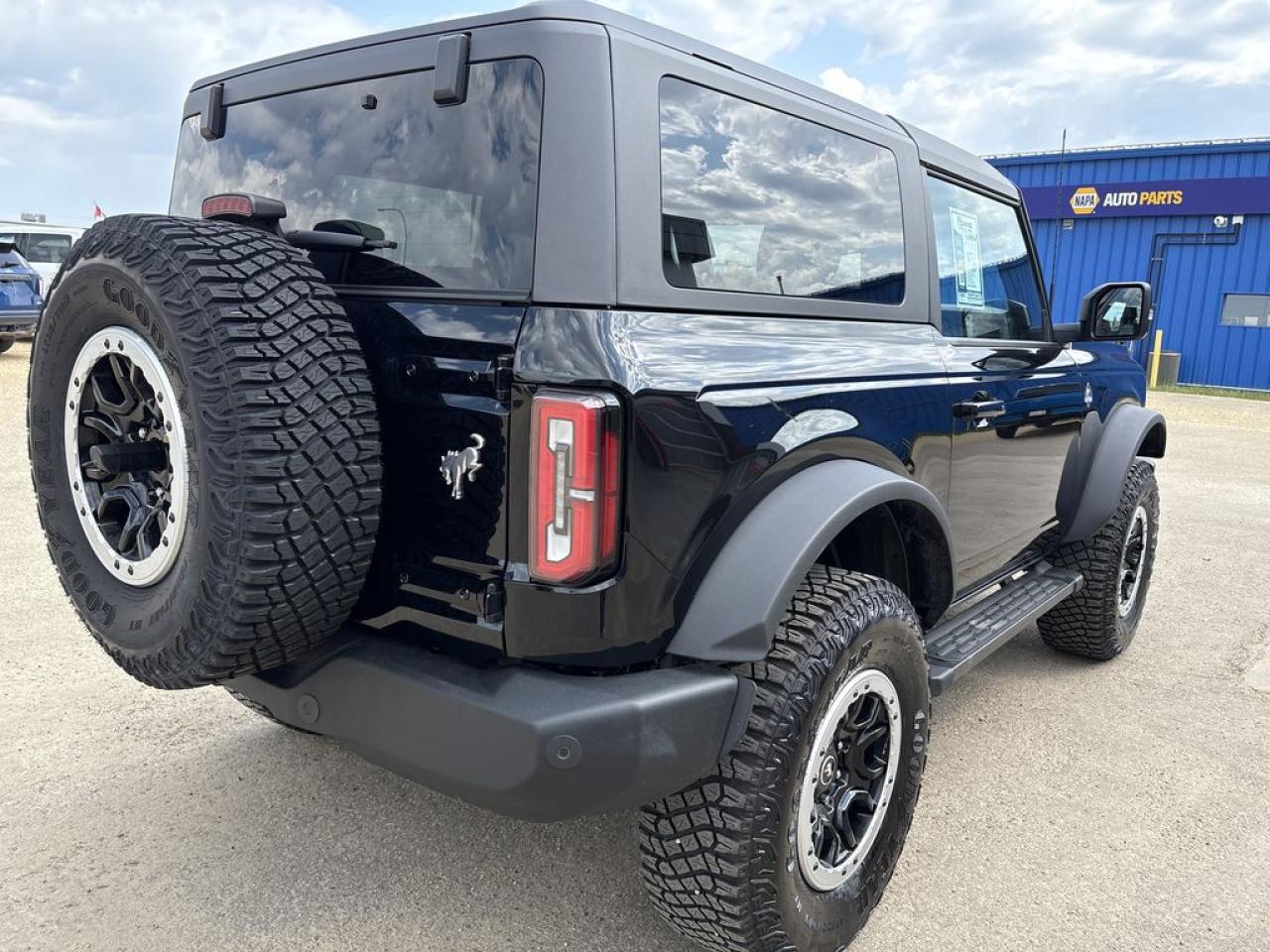 2023 Ford Bronco Outer Banks Photo5