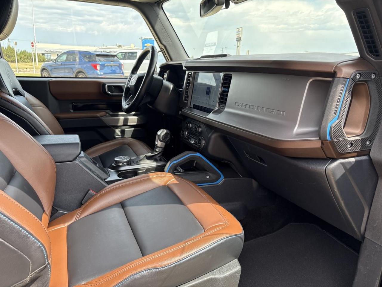 2023 Ford Bronco Outer Banks Photo5