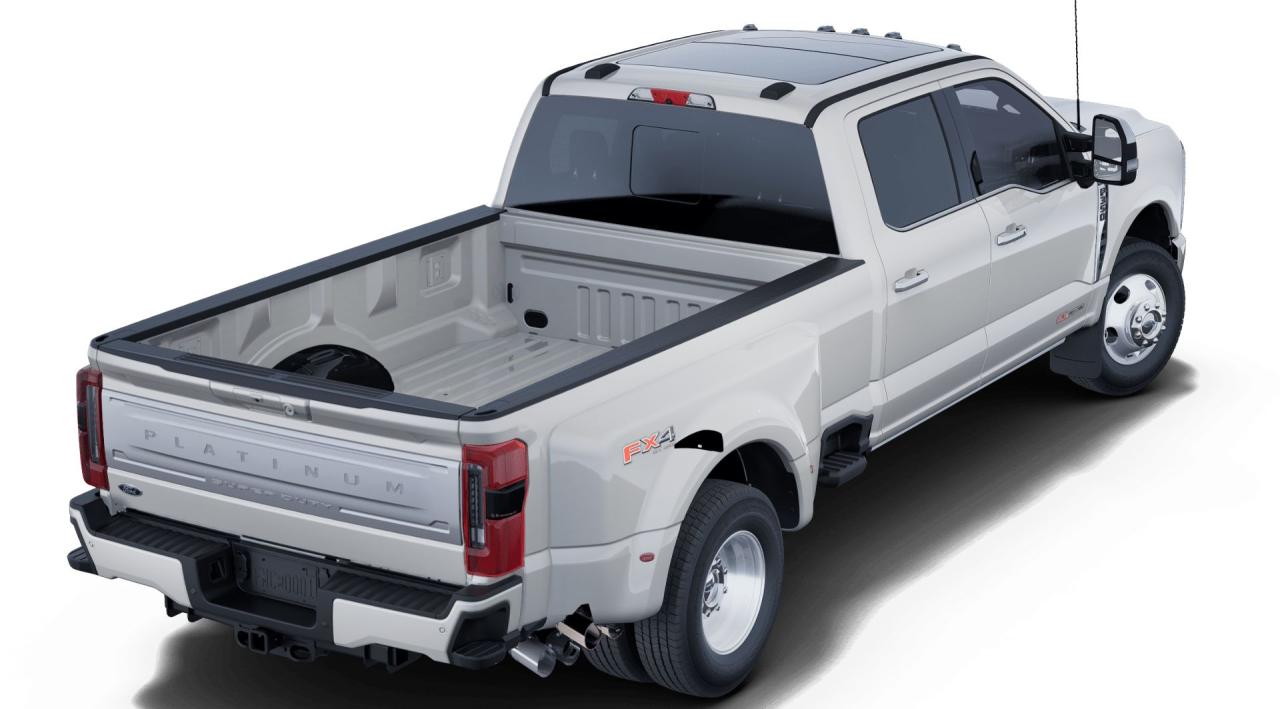 2025 Ford SUPERDUTY F-350® Platinum® Photo2