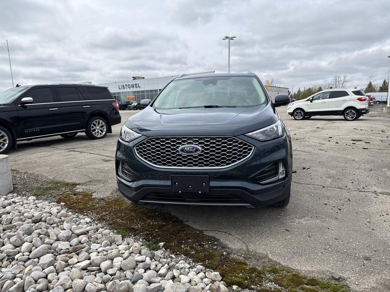 2024 Ford Edge SEL - Photo #2