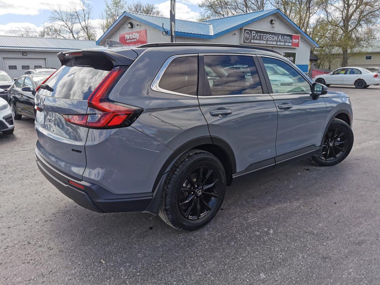 2023 Honda CR-V Sport - Photo #5