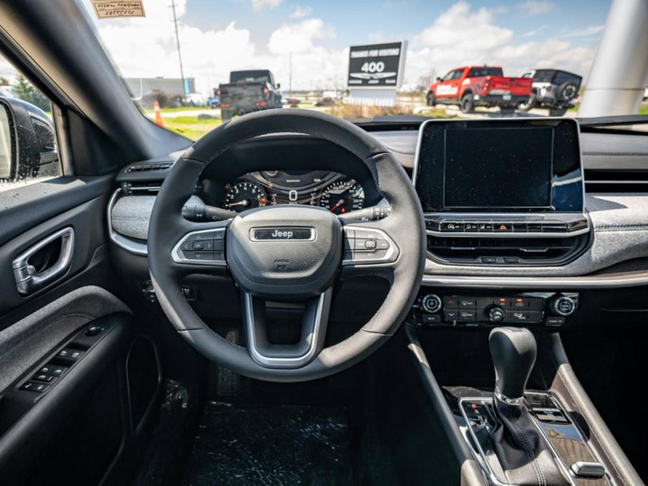 2025 Jeep Compass NORTH Photo