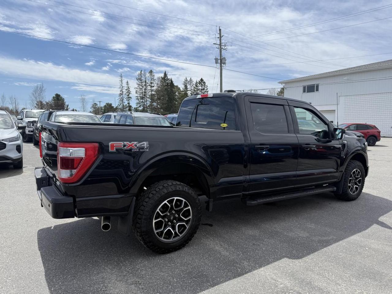 2022 Ford F-150 Lariat 4WD SuperCrew 6.5' Box Photo