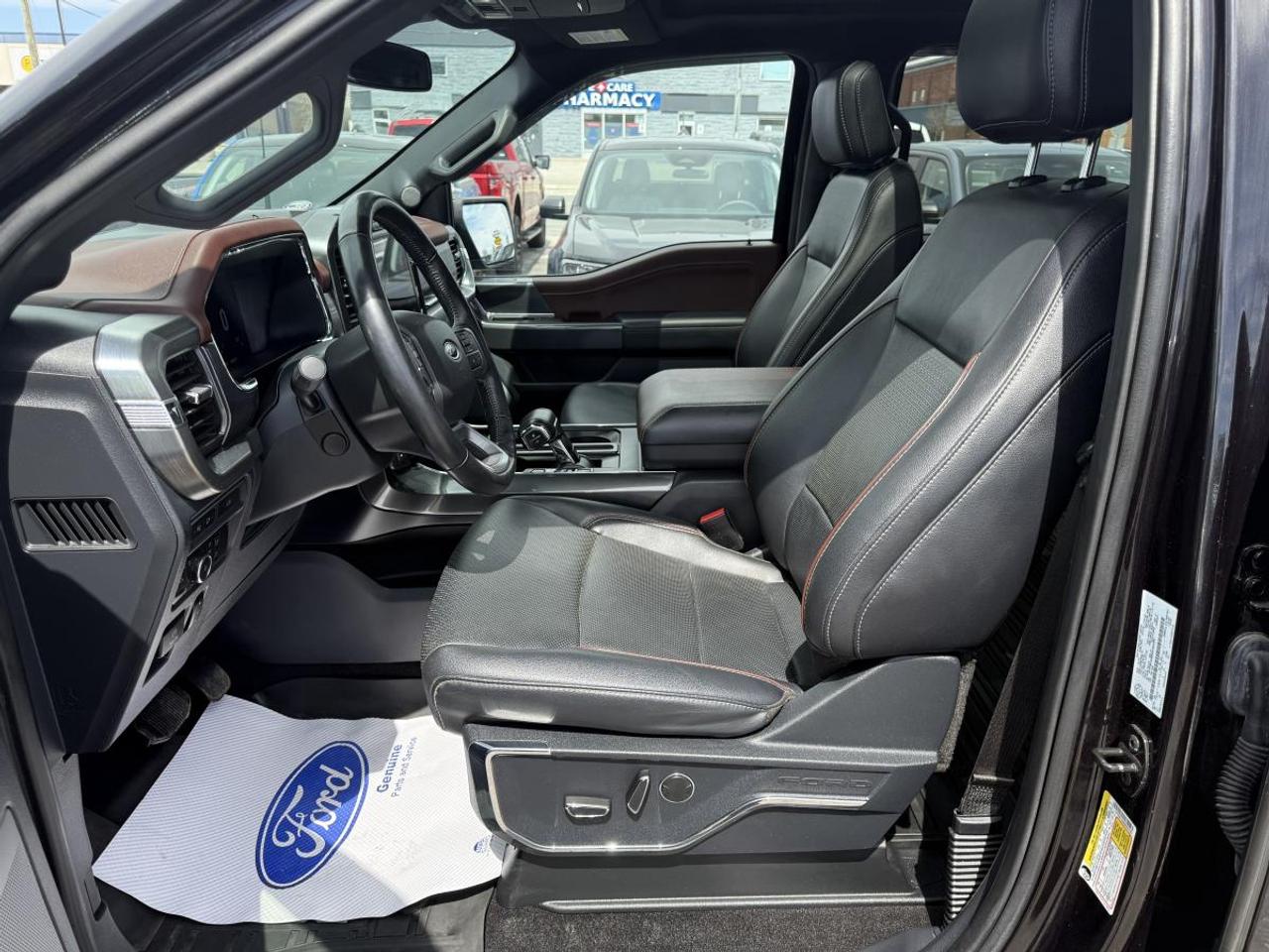 2022 Ford F-150 Lariat 4WD SuperCrew 6.5' Box Photo