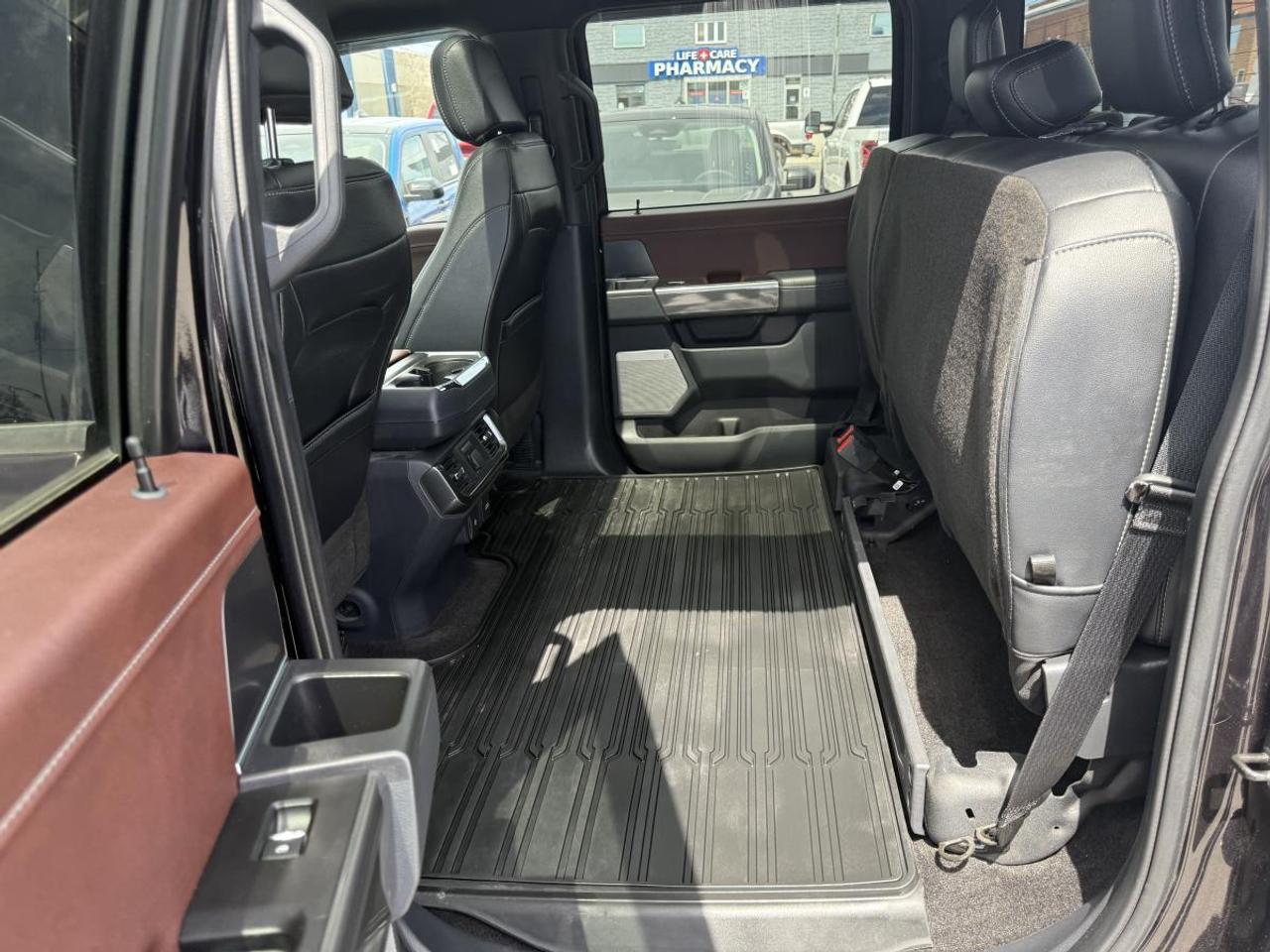 2022 Ford F-150 Lariat 4WD SuperCrew 6.5' Box Photo