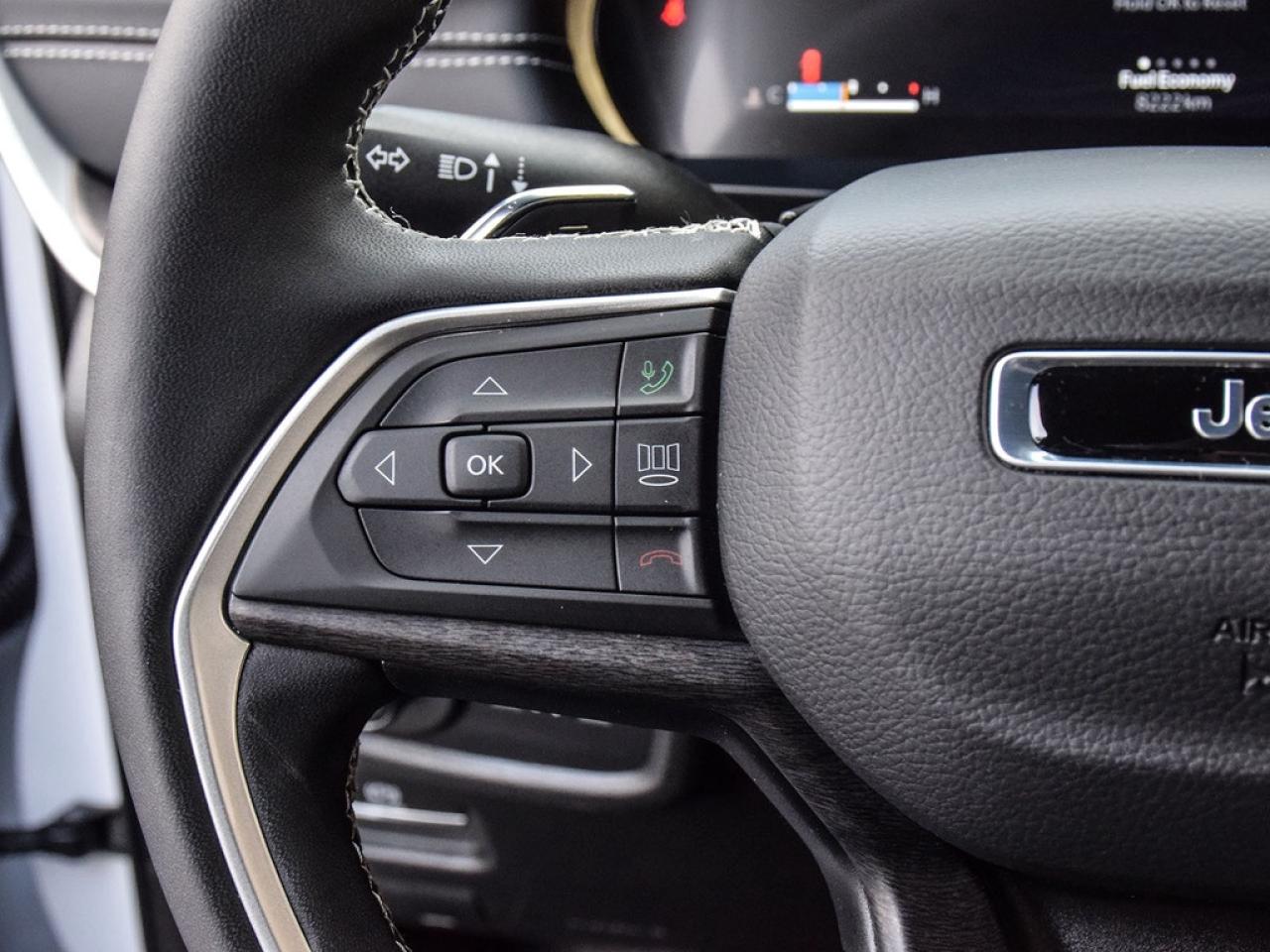 2025 Jeep Grand Cherokee Limited |LIMITED|10.1NAV|PANOROOF|20S|HSEAT|DEMO|4X4| Photo