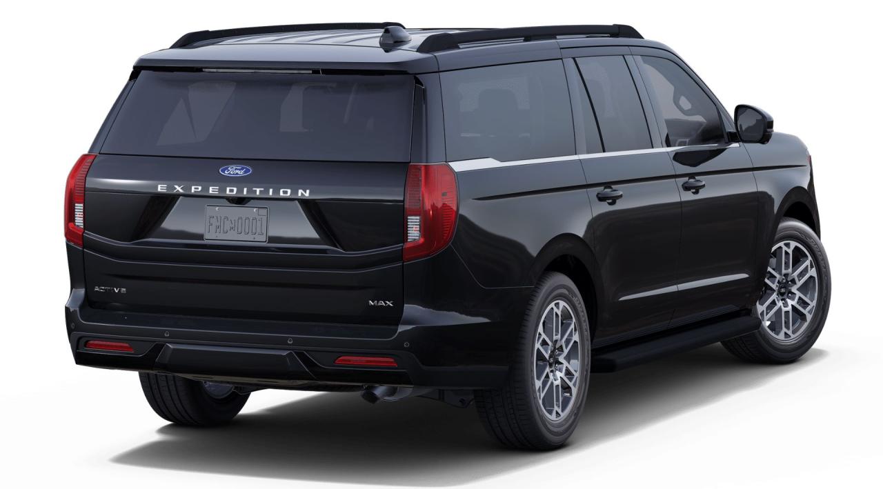 2025 Ford Expedition Active Photo2