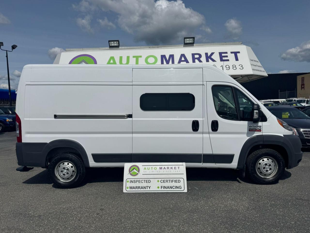 Used 2018 RAM 2500 ProMaster 2500 HIGH ROOF INSULATED! LAMINATE FLOORING! NAVIGATION! for sale in Langley, BC