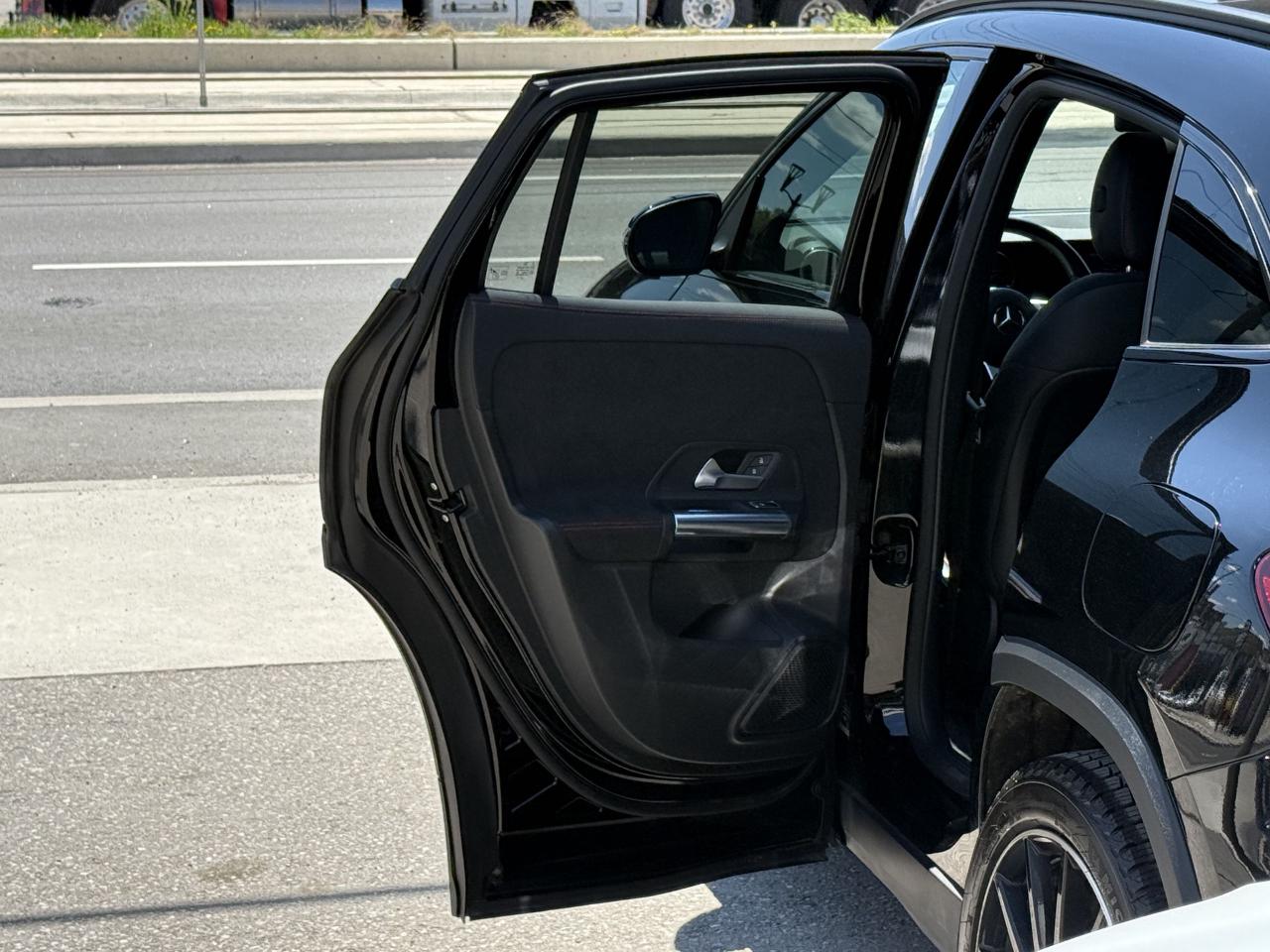 2023 Mercedes-Benz GLA //AMG SPORT | PANO | CARPLAY | - Photo #37