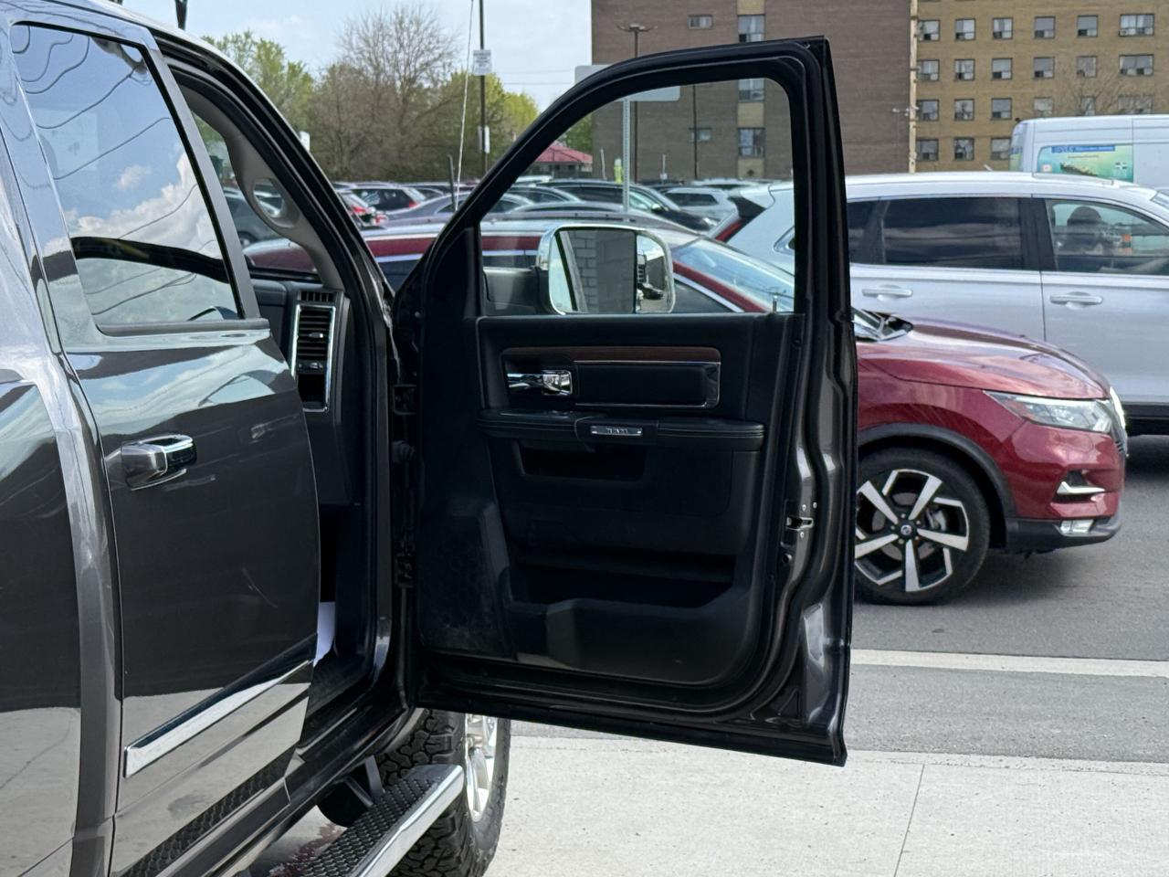 2015 RAM 2500 LARAMIE | ALPINE | LOADED - Photo #31